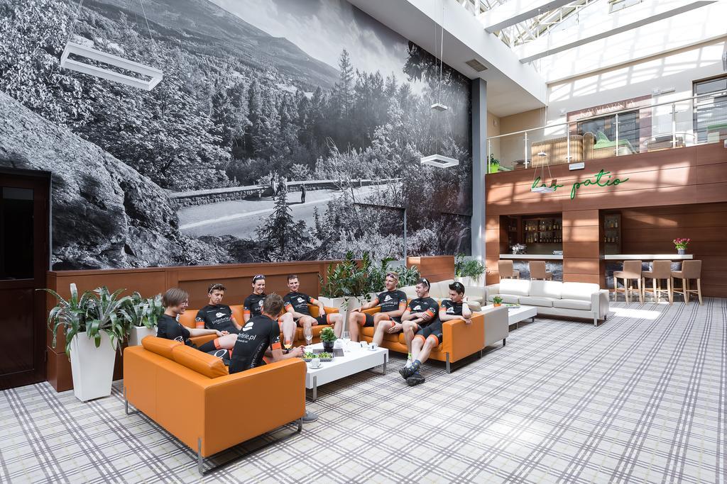 Interferie Sport Hotel Bornit シクラルスカ・ポレンバ エクステリア 写真